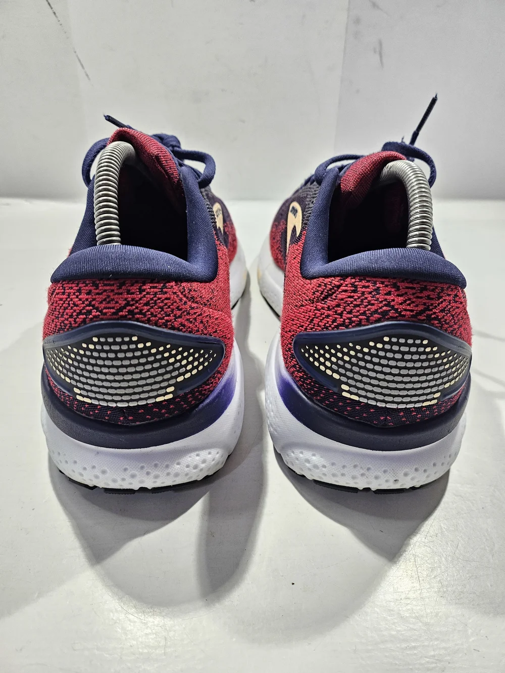BROOKS GHOST 16 WOMEN'S RINNING SHOES PEACOAT/RASPBERRY/APRICOT SIZE 10D